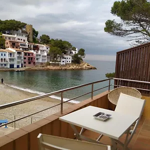 https://satuna-beach-casa.topcostabravahotels.com